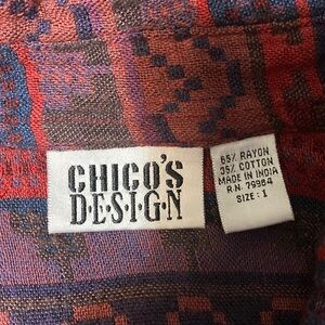 Chico's Design Multicolor Knit Top, size 1 27” long, 21” P2P. Soft and warm.